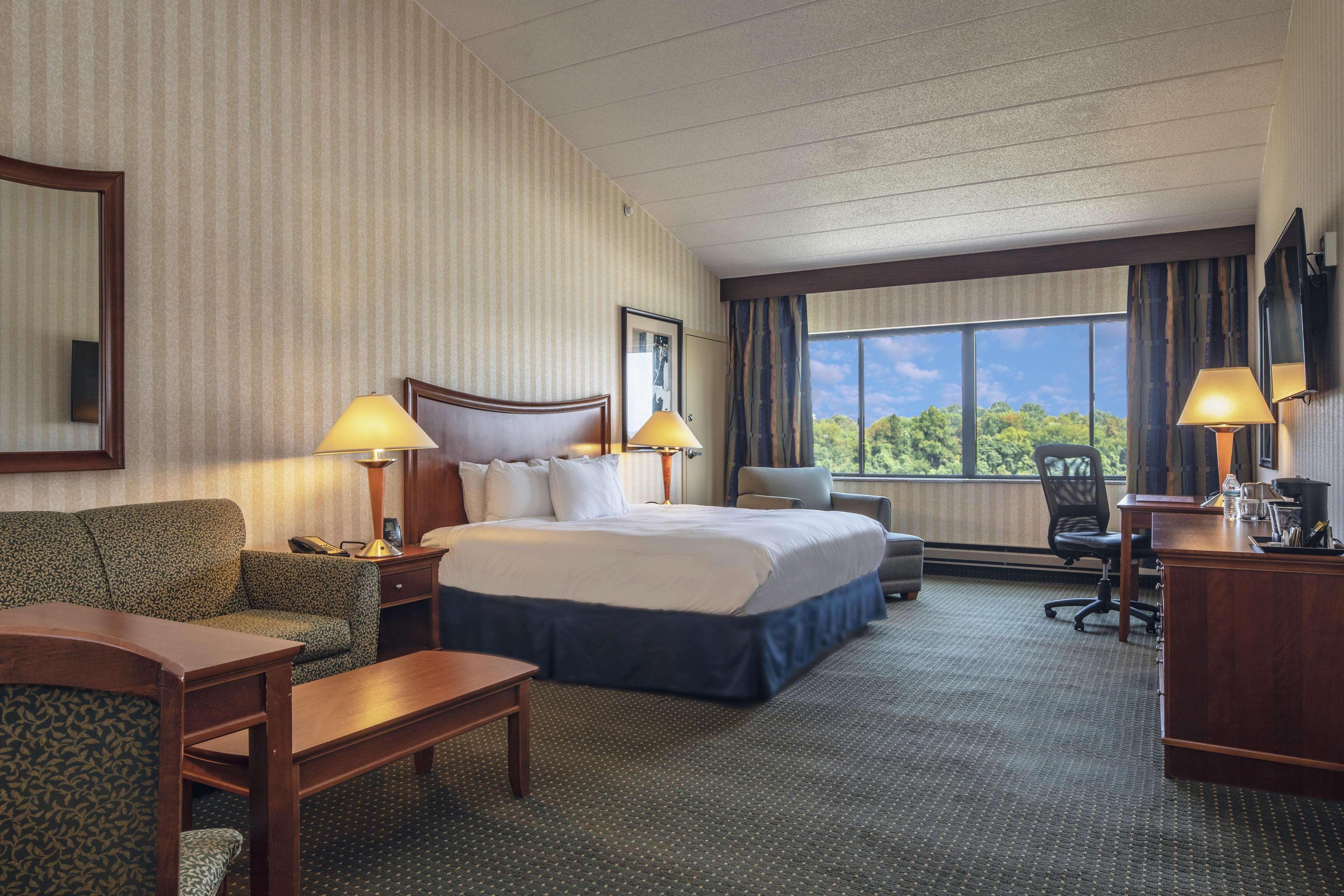 Doubletree By Hilton Pittsburgh Monroeville Convention Center Zewnętrze zdjęcie