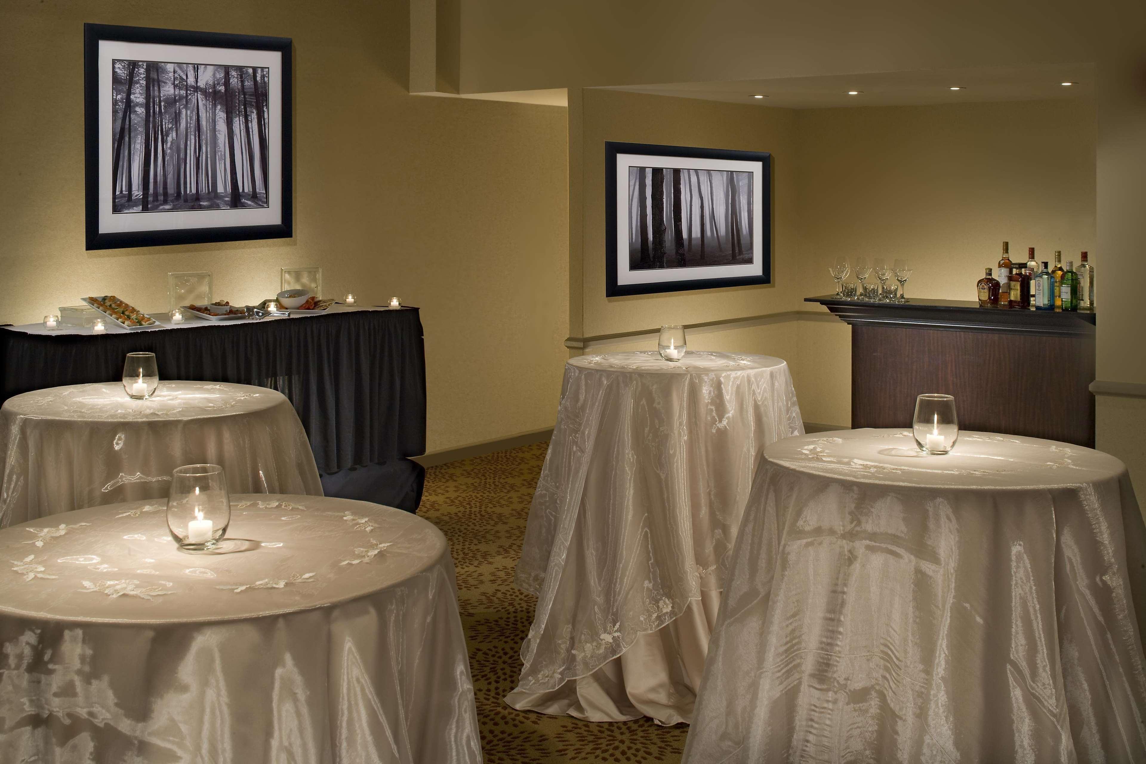 Doubletree By Hilton Pittsburgh Monroeville Convention Center Zewnętrze zdjęcie